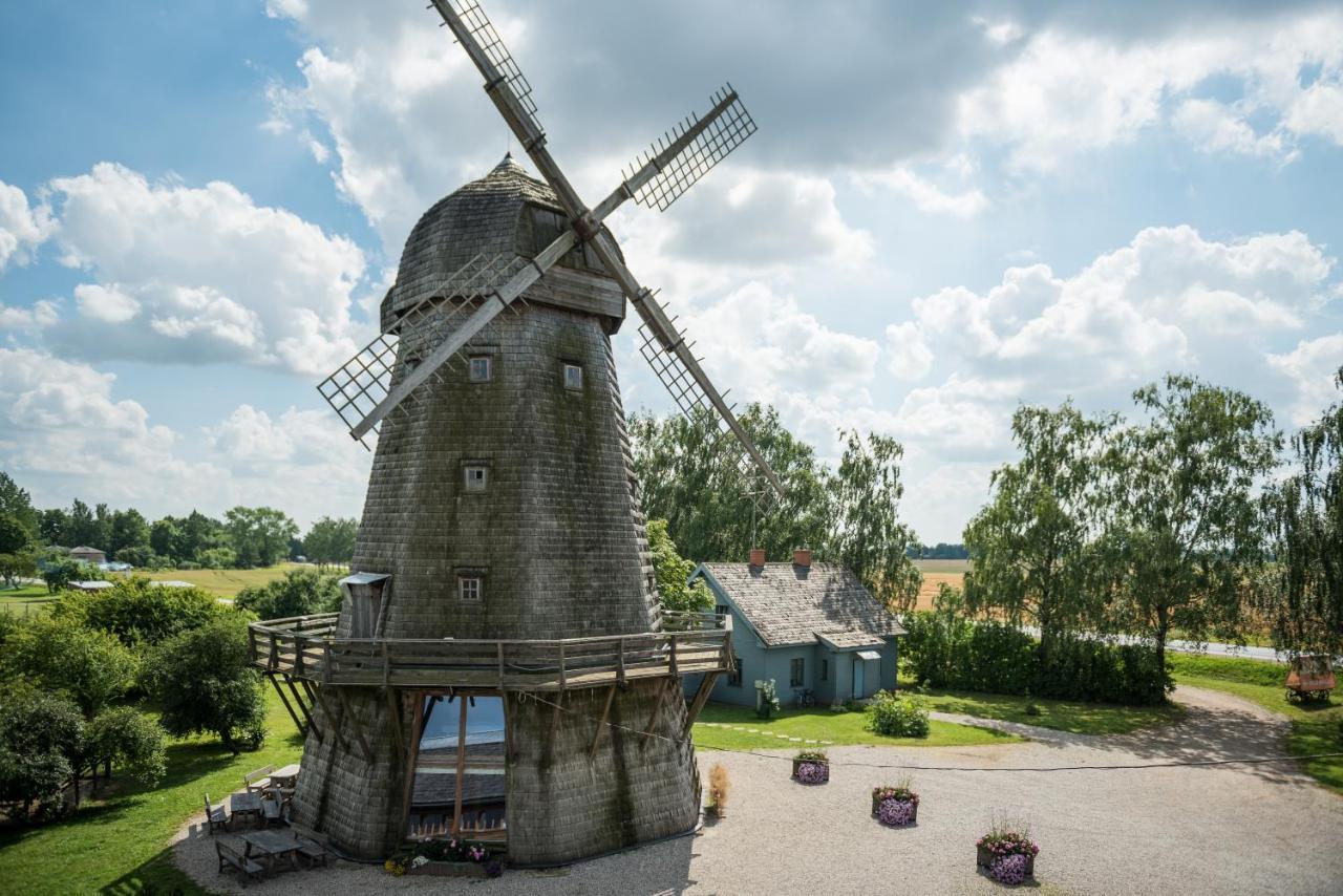 Rozmalas Ceraukste Esterno foto