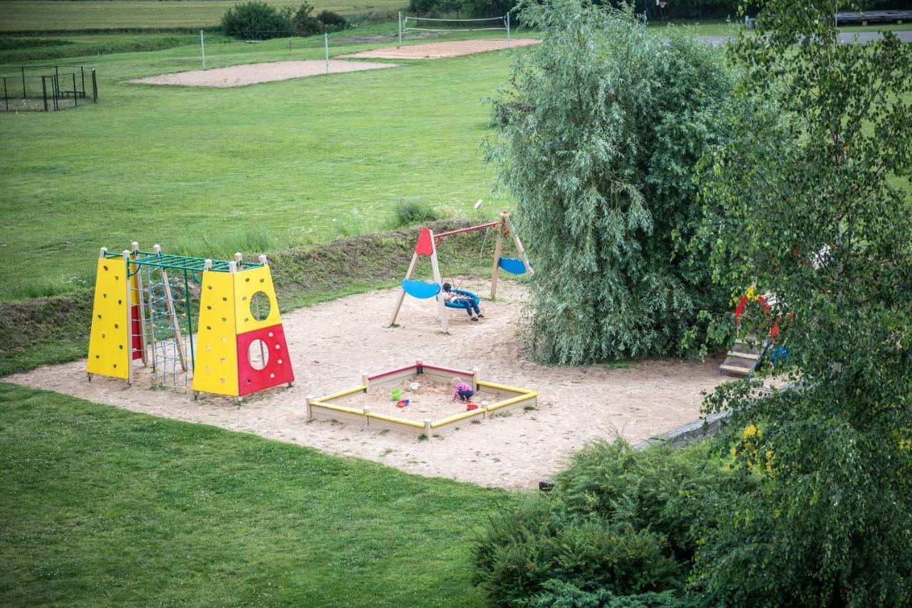 Rozmalas Ceraukste Esterno foto